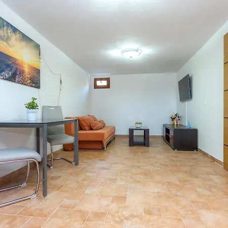 Villa Velebit Maslenica
